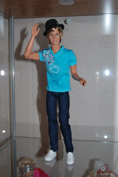 El Mundo De Barbie Ken Fashionistas Hottie