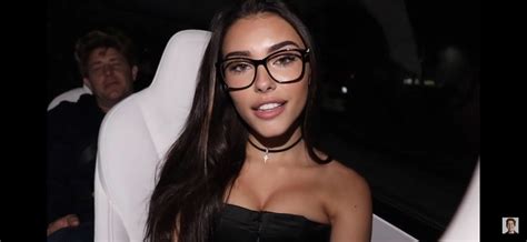 Madison beer's selfish is her latest hit, and it's already racked up more than 23 million youtube views to date. Pin på Madison beer