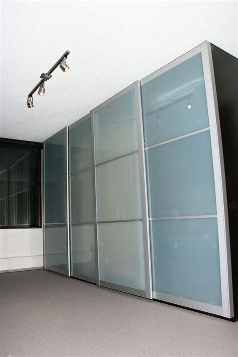 The company went out of its way to be of help. Pax Murphy Bed with Sliding Doors - Home Decoration Views