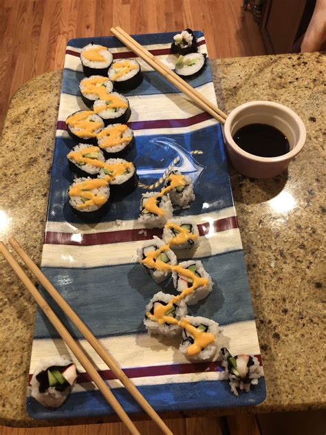 This link is to an external site that may or may not meet accessibility guidelines. Homemade spicy mayo California roll | Spicy mayo, Homemade ...