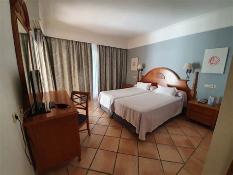 Maybe you would like to learn more about one of these? "Zimmer" Grupotel Gran Vista & Spa (Can Picafort ...