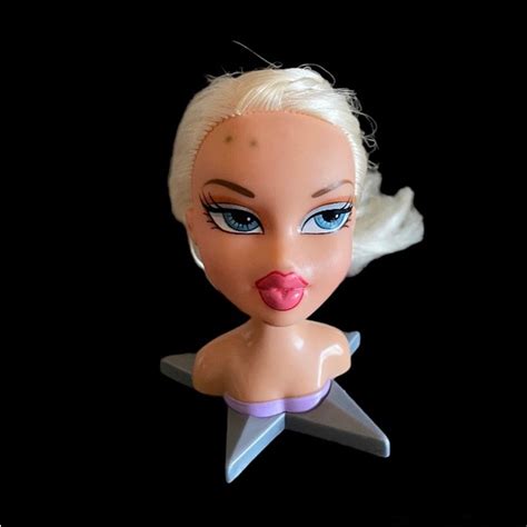Toys Bratz Doll Head Mini Stying Blonde Chloe Lil Bratz Star Stand