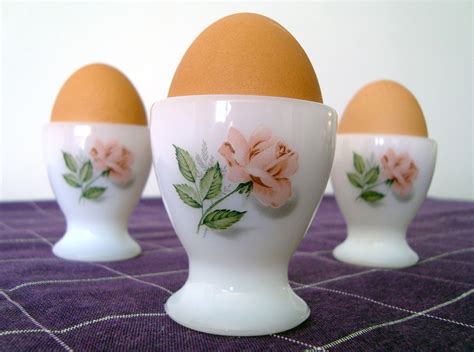 Set Of 3 Egg Cups Pink Rose Pattern Made By Arcopal In The 70s