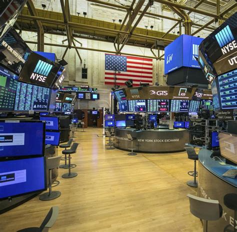 Kurz vor dem börsencrash im jahr 1929 war die euphorie noch groß: Börsencrash 1929: In drei Stunden verpufften vier ...