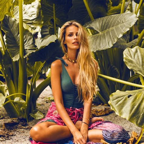 Veja mais ideias sobre yasmin brunet, looks, moda. Yasmin Brunet - YouTube