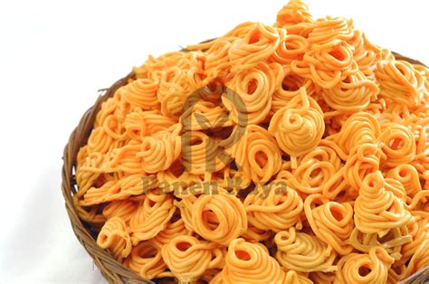 Maybe you would like to learn more about one of these? Jual Krupuk Rasa Ikan Bentuk Keong PR 500gr Kerupuk Mentah ...