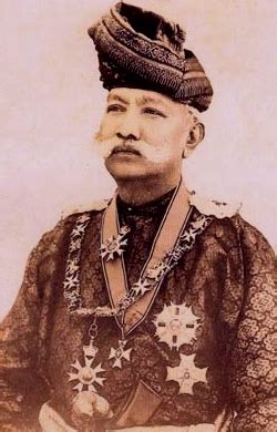 Tunku muhriz — (1945 ) is the only son of tuanku munawir ibni almarhum tuanku abdul rahman, the yang di pertuan besar (hereditary ruler) of the malaysian state of negeri sembilan from 1960 to 1967, and of his consort. Muhammad dari Negeri Sembilan - Wikipedia bahasa Indonesia ...