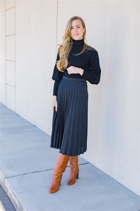 Ways To Wear A Pleated Midi Skirt No Matter The Season Natalie Yerger