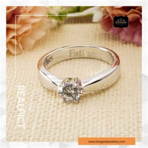 Harga dalam rm100 lebih dah dapat. Model Cincin Tunangan Emas Batu Permata - Tentang Bisnis