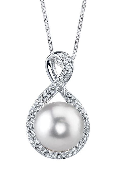 Pin By Christina K On Jewelry Pearls Pearl Diamond Pendant Pearl