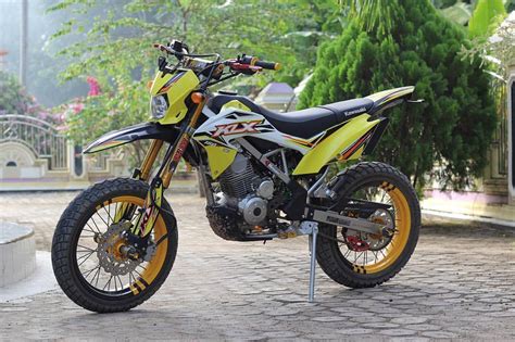 Modifikasi kawasaki klx 150 supermoto modifikasi co id. 80 Foto Modifikasi Motor Trail Kawasaki KLX 150 Supermoto