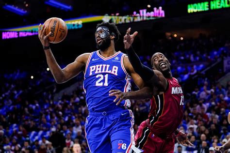 Nba Playoffs Embiids Return Sparks Sixers Mavs Top Suns News Sports Jobs The Nashua