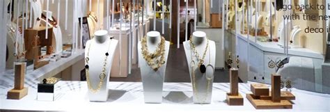 Own A Jewelry Store Attract More Customers With Window Displays Like