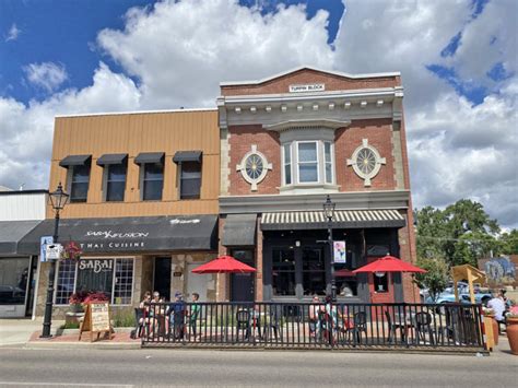 A Day in Downtown Medicine Hat: Food Stops and Shops to Visit – LINDA