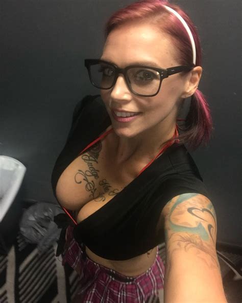 K Likes Comments Anna Bell Peaks Annabellpeaksxx On Instagram I Watched The Queens