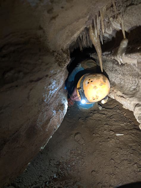Exploring More Caves Oc Rclaustrophobia