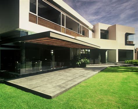 Modern Uban House With Limestone Walls Ba House Digsdigs