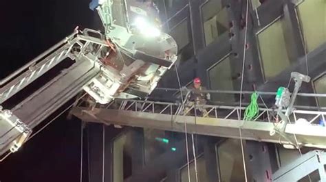 Window Washers Rescued From Washington High Rise After Scaffold Malfunction