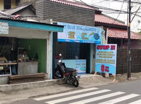 Kota ini terletak 796 km sebelah timur jakarta, atau 415 km sebelah barat laut denpasar, bali. (Lowongan Kerja) Dibutuhkan Karyawan/Karyawati di Bluebox ...