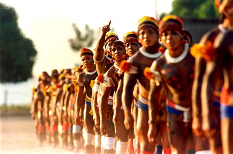 For the guarani, land is the origin of all life. Populares Tribo Indigena Tupi Guarani ON37 - Ivango