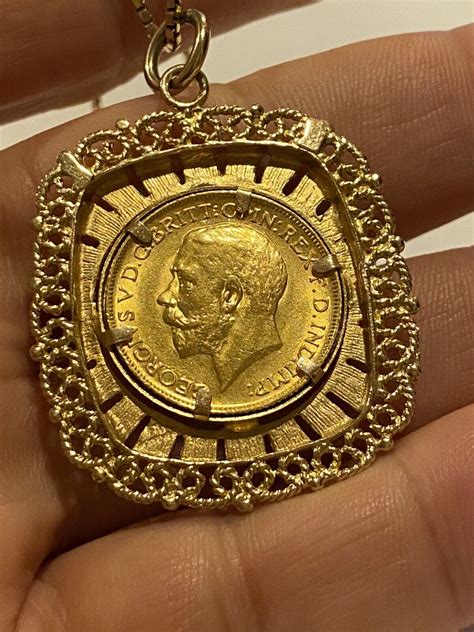 Stunning Ct Gold Full Sovereign Pendant In Ct Chain Boxed