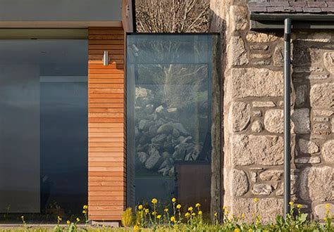 Stone And Glass Torispardon House Is A Modern Take On Traditional