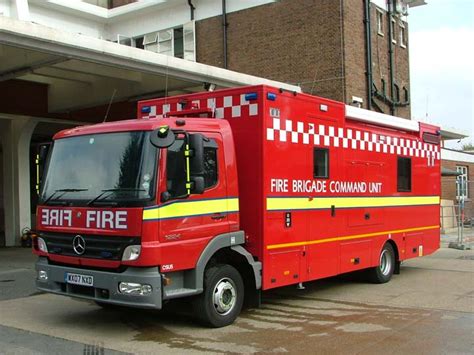 Fire Engines Photos London Fire Brigade Mercedes Command Unit