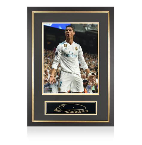 Cristiano Ronaldo Signed Plaque And Photo Frame Real Madrid Cf Legend