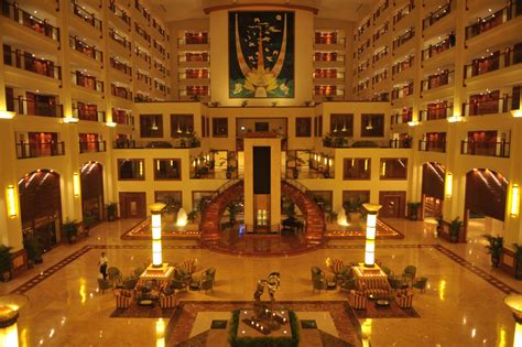 Luxury Hotels In Mumbai Mumbai Five Star Hotels The Lalit Mumbai