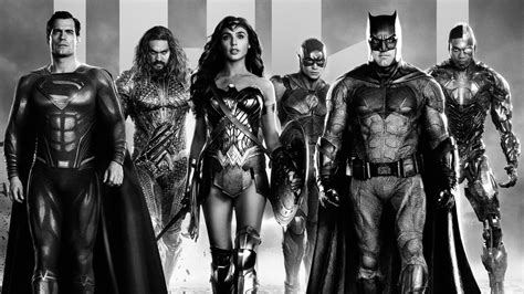 Zack Snyder Shares His Justice League Imax Screening Plans — Geektyrant