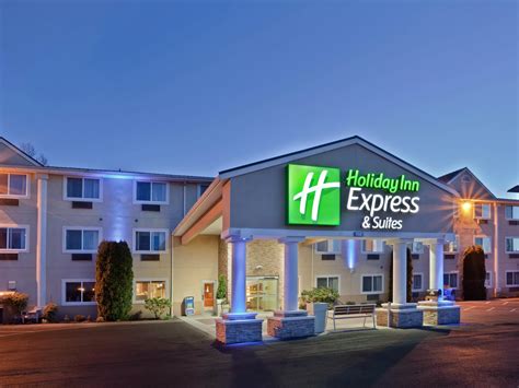Holiday Inn Express And Suites 伯灵顿 洲际酒店集团旗下酒店