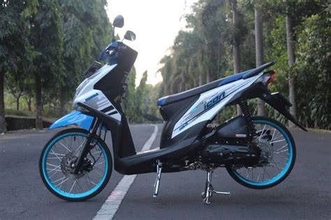 Modifikasi motor beat bisa dilakukan dengan merubah velg standar honda beat menjadi velg ring 17. 17 Modifikasi Motor Beat Standar Terbaru 2020