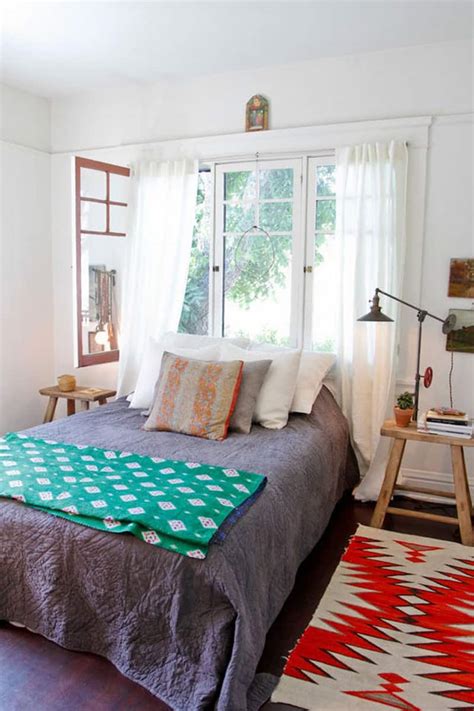 50 Ideas For Placing A Bed In Front Of A Window Definitely Will Love