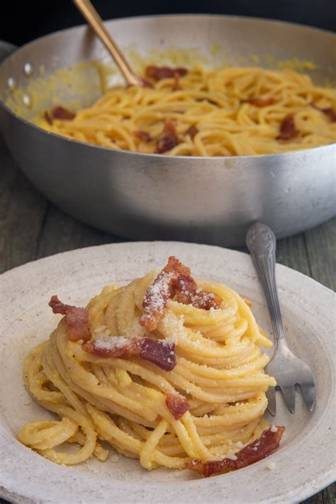 Authentic Spaghetti Carbonara Recipe An Italian In My Kitchen