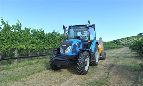 Newer version available for download 5.0.0.7220. LANDINI Serie 4 | LANDTECHNIKCENTER
