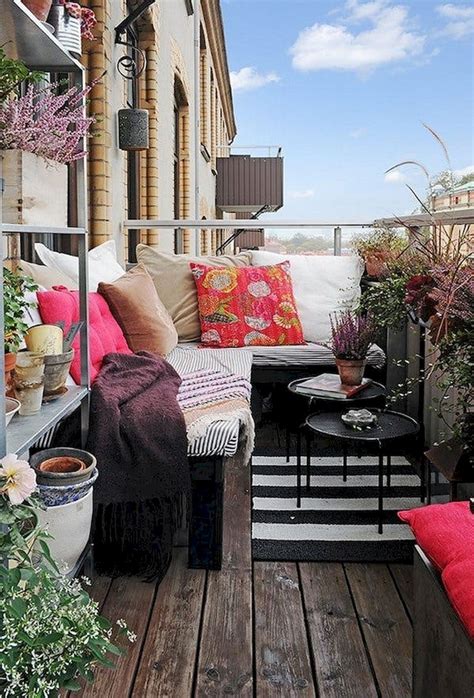 18 Best Small Apartment Balcony Decorating Ideas For You At Home