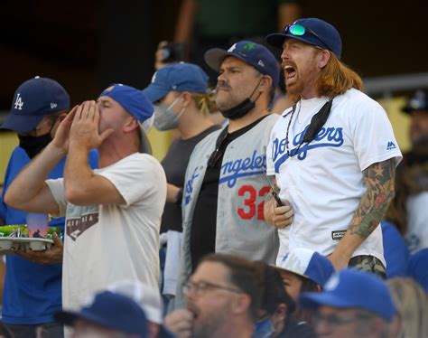 Astros Face Booing Dodgers Crowd For First Time Since Cheating Scandal Cbs Los Angeles