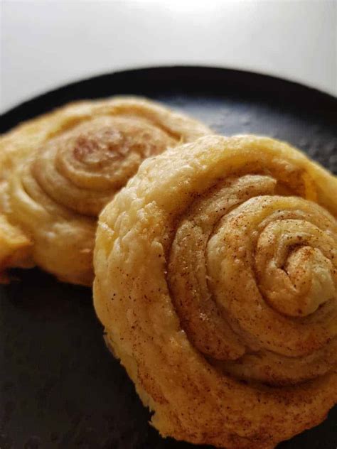 Cinnamon Puff Pastry Rolls Hint Of Healthy