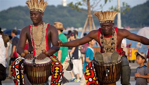 Cultura De Angola Características Religión Comida Y Más Las Culturas Del Mundo