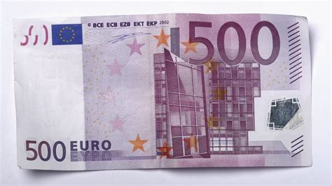 Nach dem druck sind die geldscheine innen noch feucht. Ausdrucken Druckvorlage 100 Euro Schein
