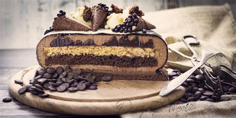 Csoki Torta Fehér Csokis Ropogóssal Recept Desszertmesék