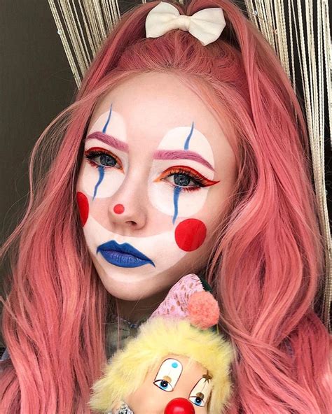Womens Clown Makeup Jester Makeup Creepy Clown Makeup Circus Makeup