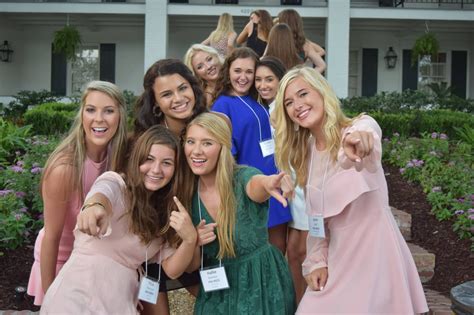 Dress To Impress What To Wear For Sorority Recruitment Inregister