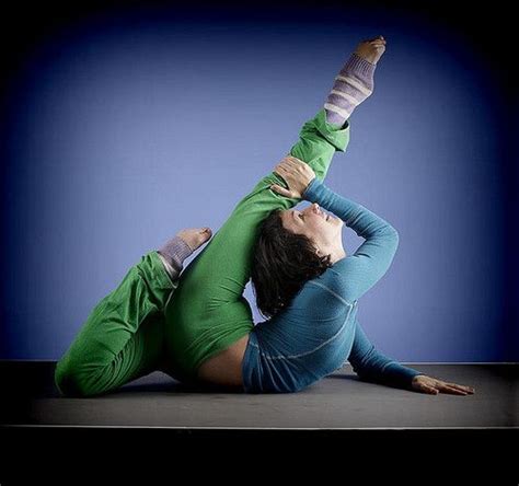 Very Pretty Spine Contortion Pose Im Pretty Sure Sophia Can Do This