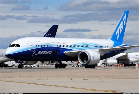 Boeing 787 8 Dreamliner Pictures Technical Data History Barrie
