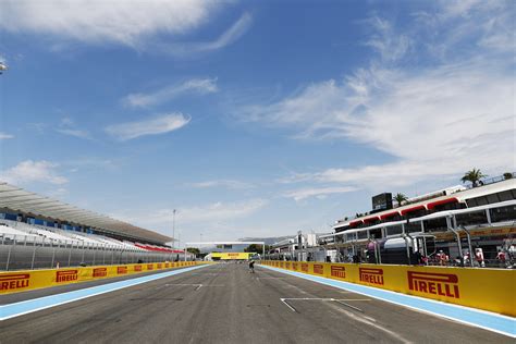 Cette grille de départ est provisoire, jusqu'à sa validation définitive par la fia quelques heures avant la course. Grille de départ 2019 French F1 GP | F1-Fansite.com