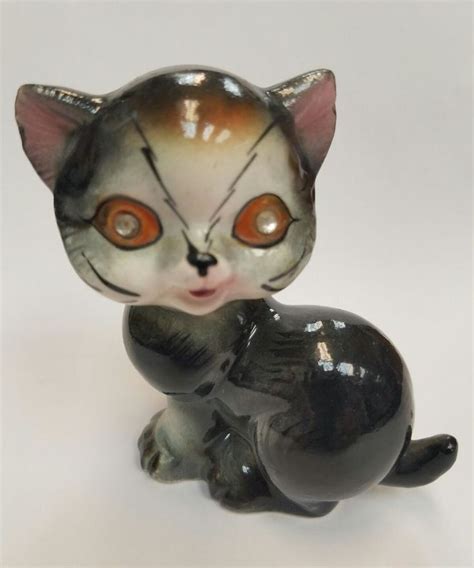Vintage Cat Figurine With Rhinestone Eyes Made In Japan Vintage Cat Figurines Vintage Cat