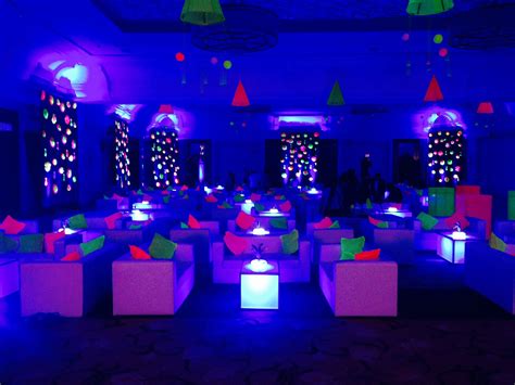 Neon paper garland circle dots banner hanging decorations. Over all Decor | Neon party, Glow party, Neon glow