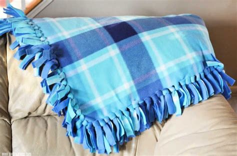 How To Make A Fleece Tie Blanket No Sew Fleece Blanket Tie Blankets