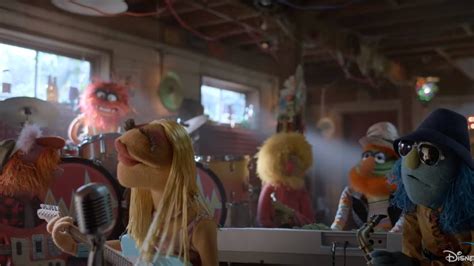 Watch The Trailer For The Muppets Mayhem Video